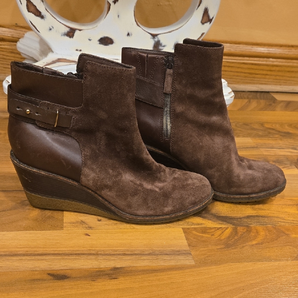 Cole Haan/Nike Air Brown Suede Wedge Ankle Boots